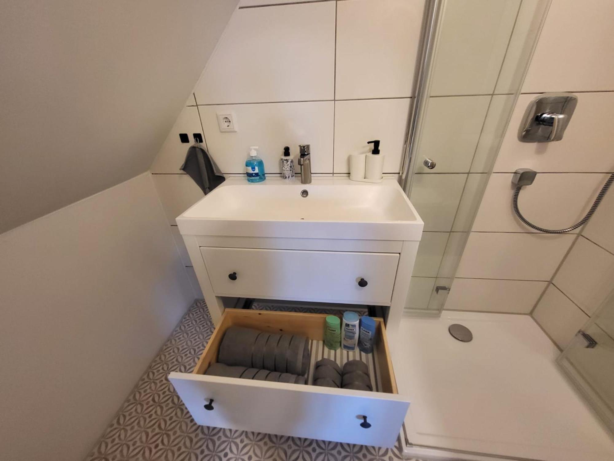 Messe- Und Ferienwohnung Am Ponyhof Apartment *